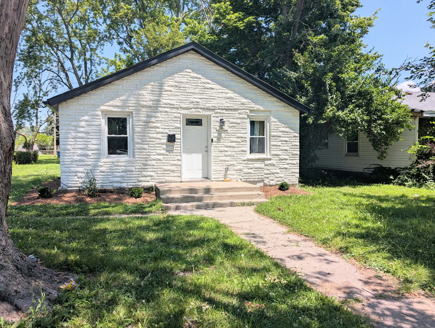 526 Gordon Avenue