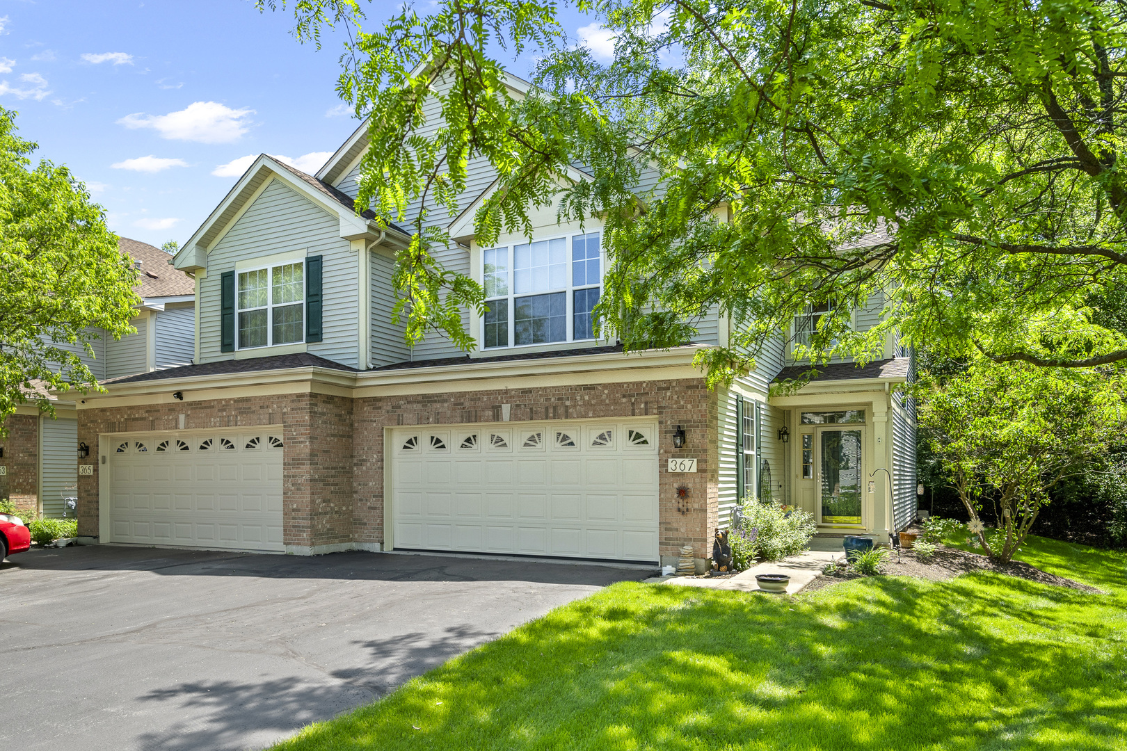 367 Emerald Lane