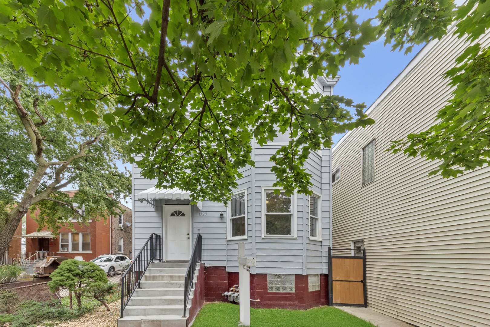 1323 51 Court