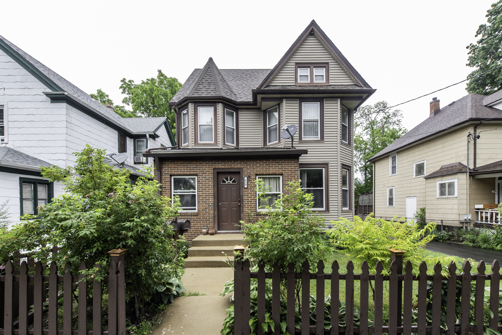 418 Lawn Court