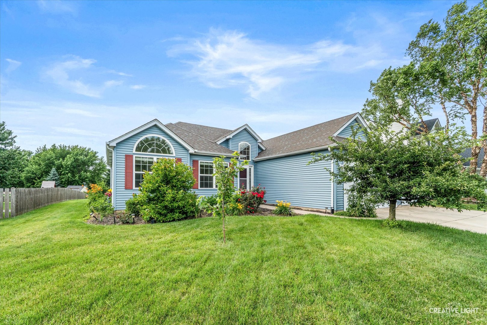 2233 Meadowview Lane