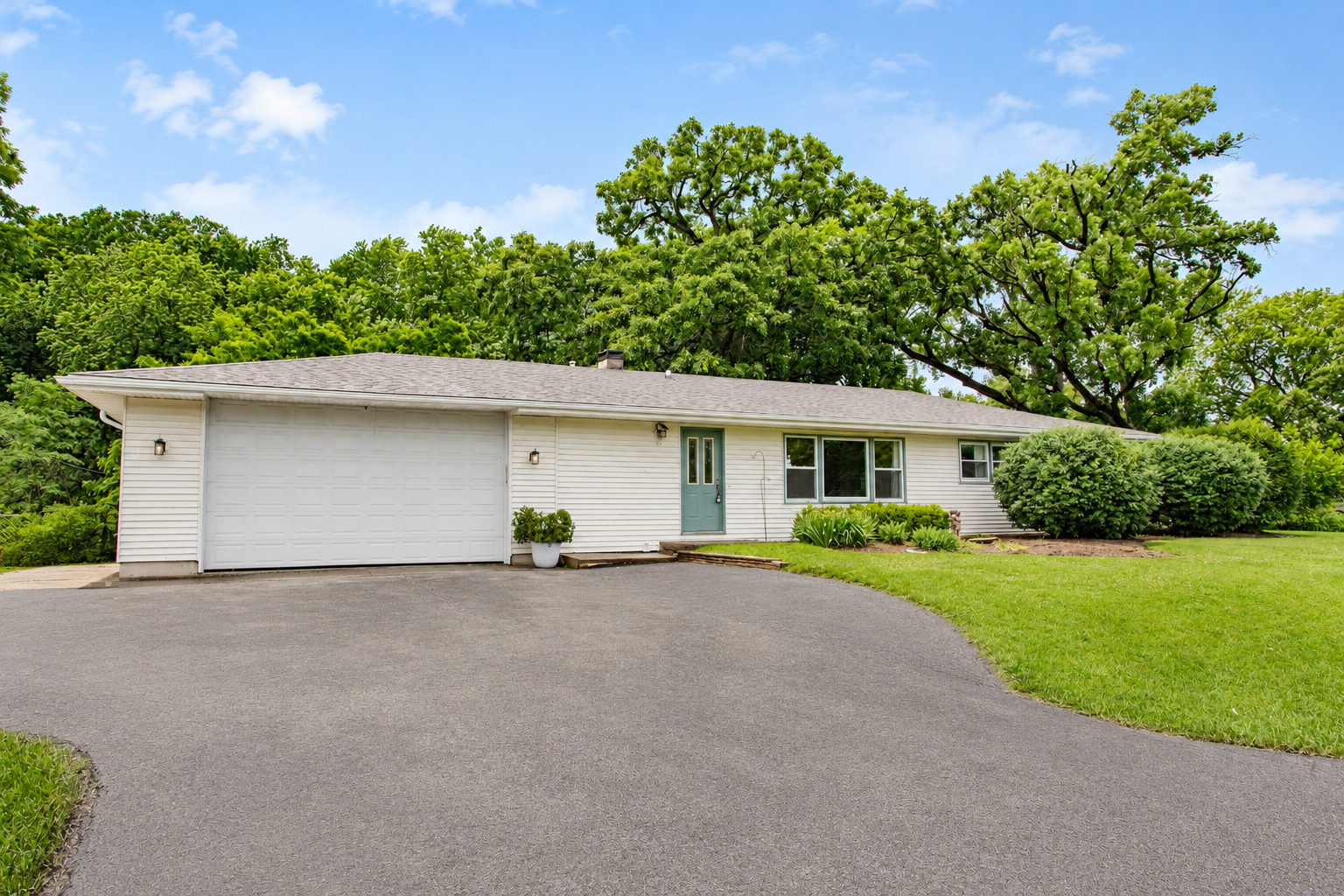 1317 Oakwood Drive