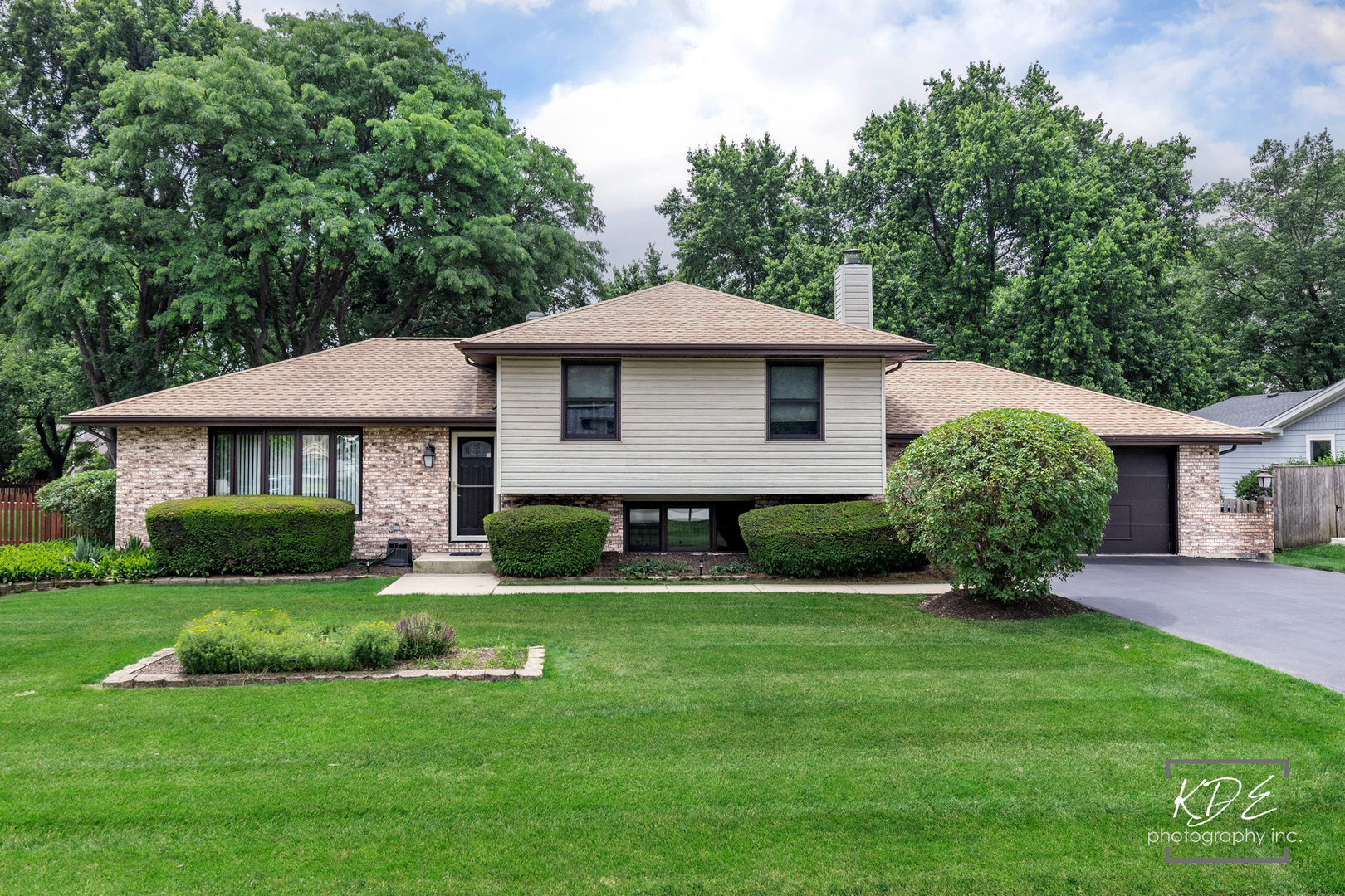 29W303 Hartman Drive