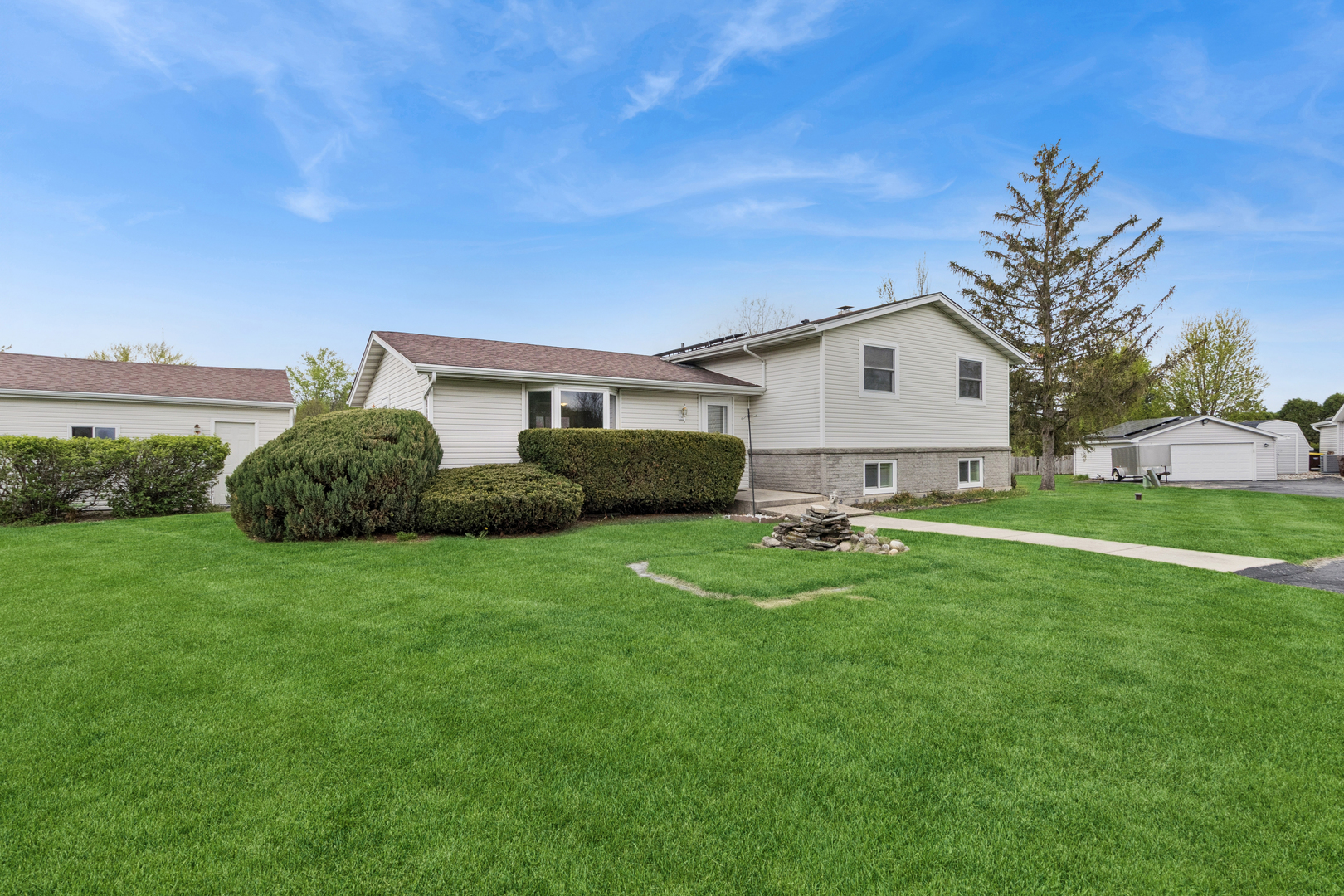 215 Tollview Terrace