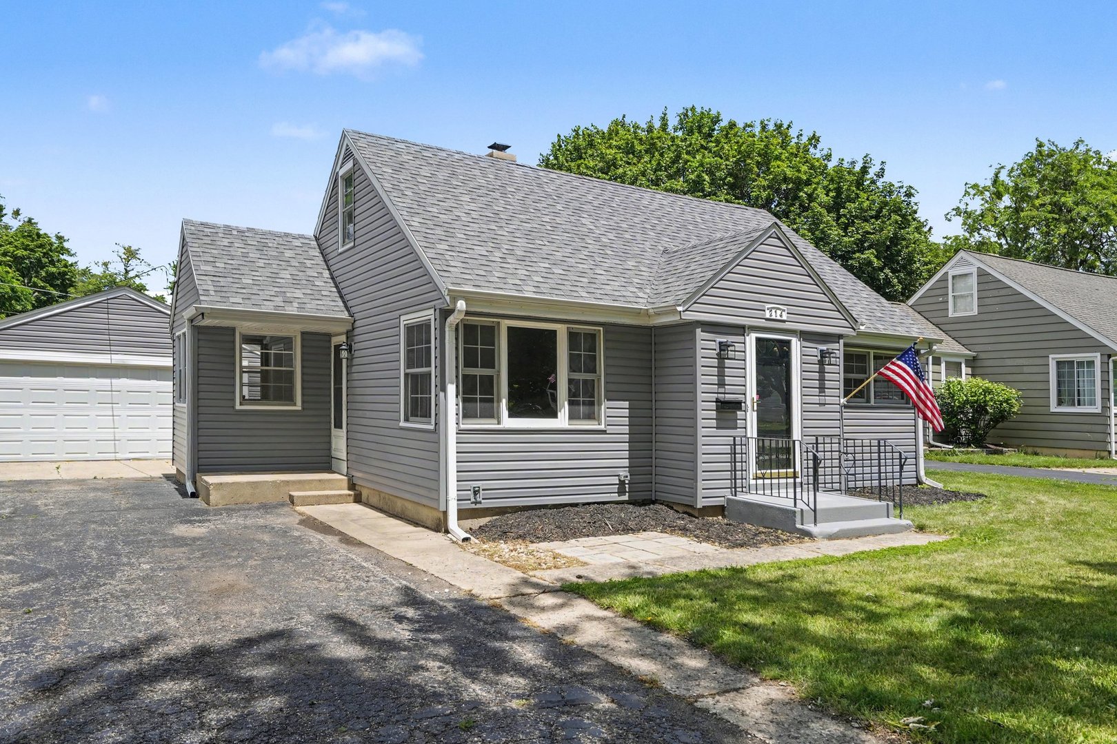214 Pearl Street
