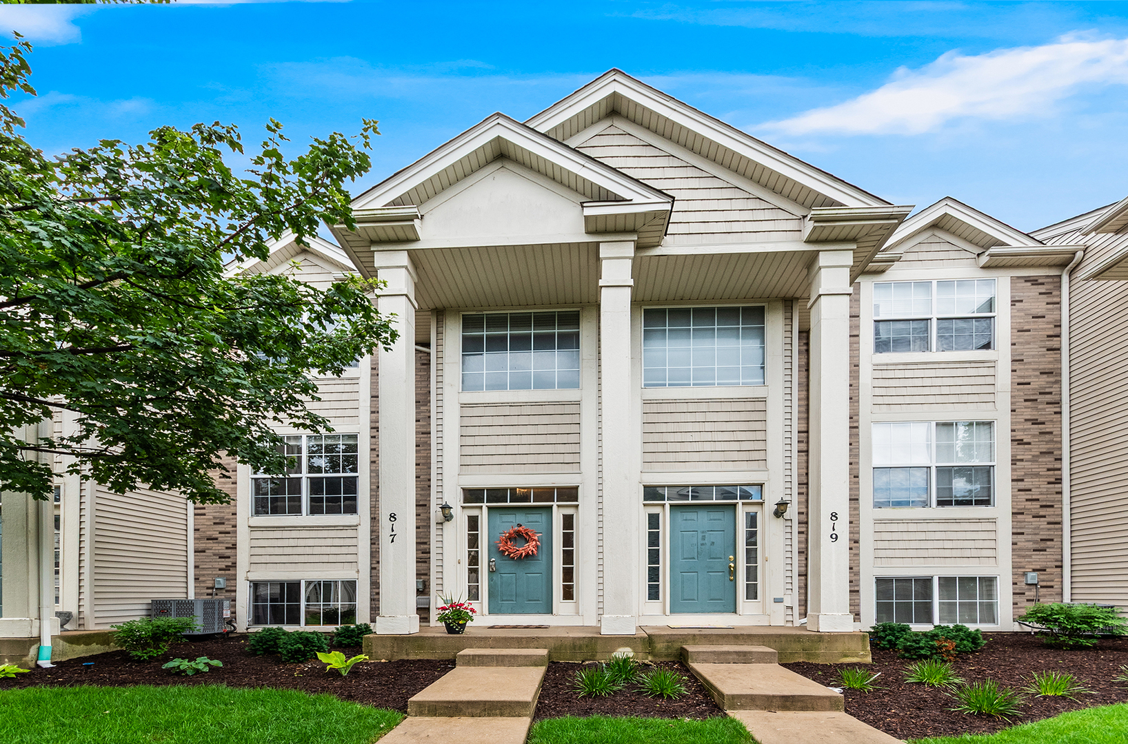 817 Summit Creek Drive