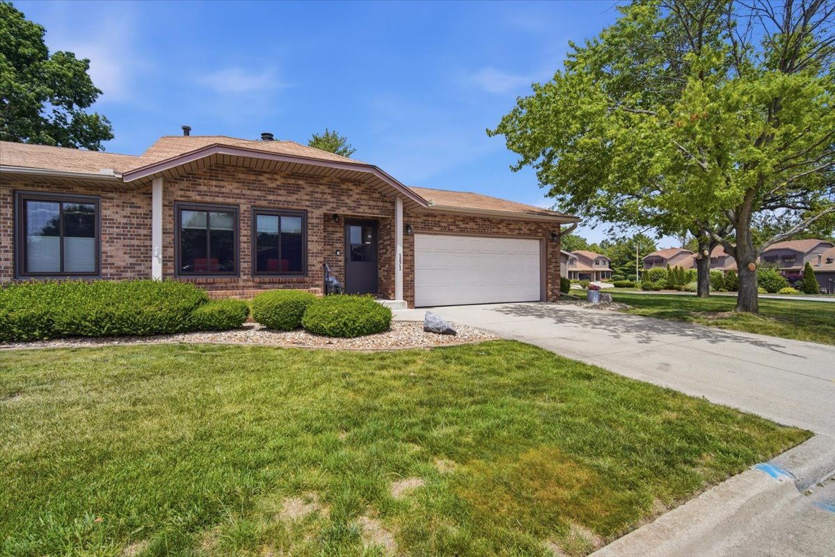 151 Manor Circle