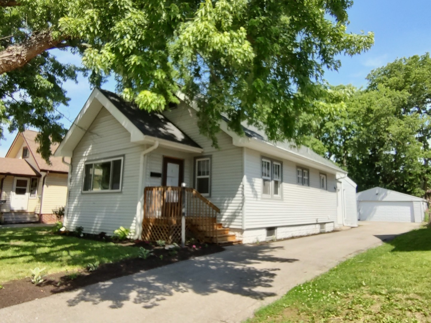604 Frances Avenue