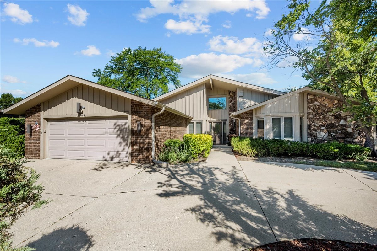 1426 Lorete Lane