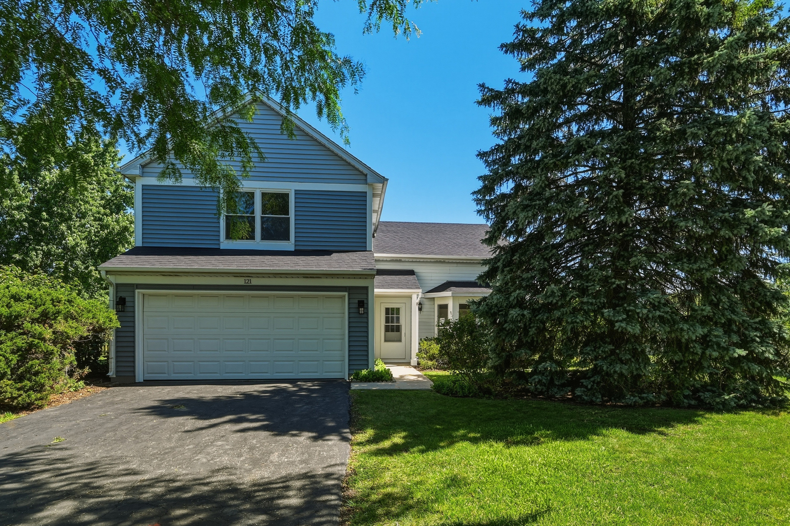 121 Heath Place