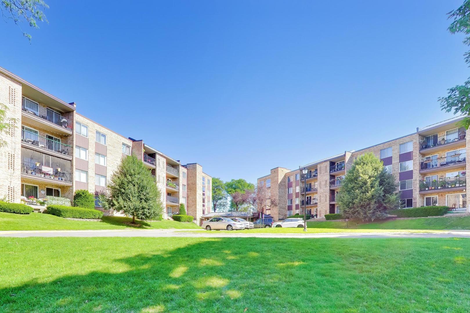 502 Huntington Commons Road