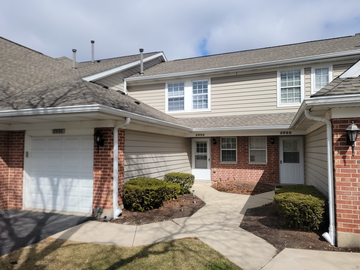 2992 Heatherwood Court