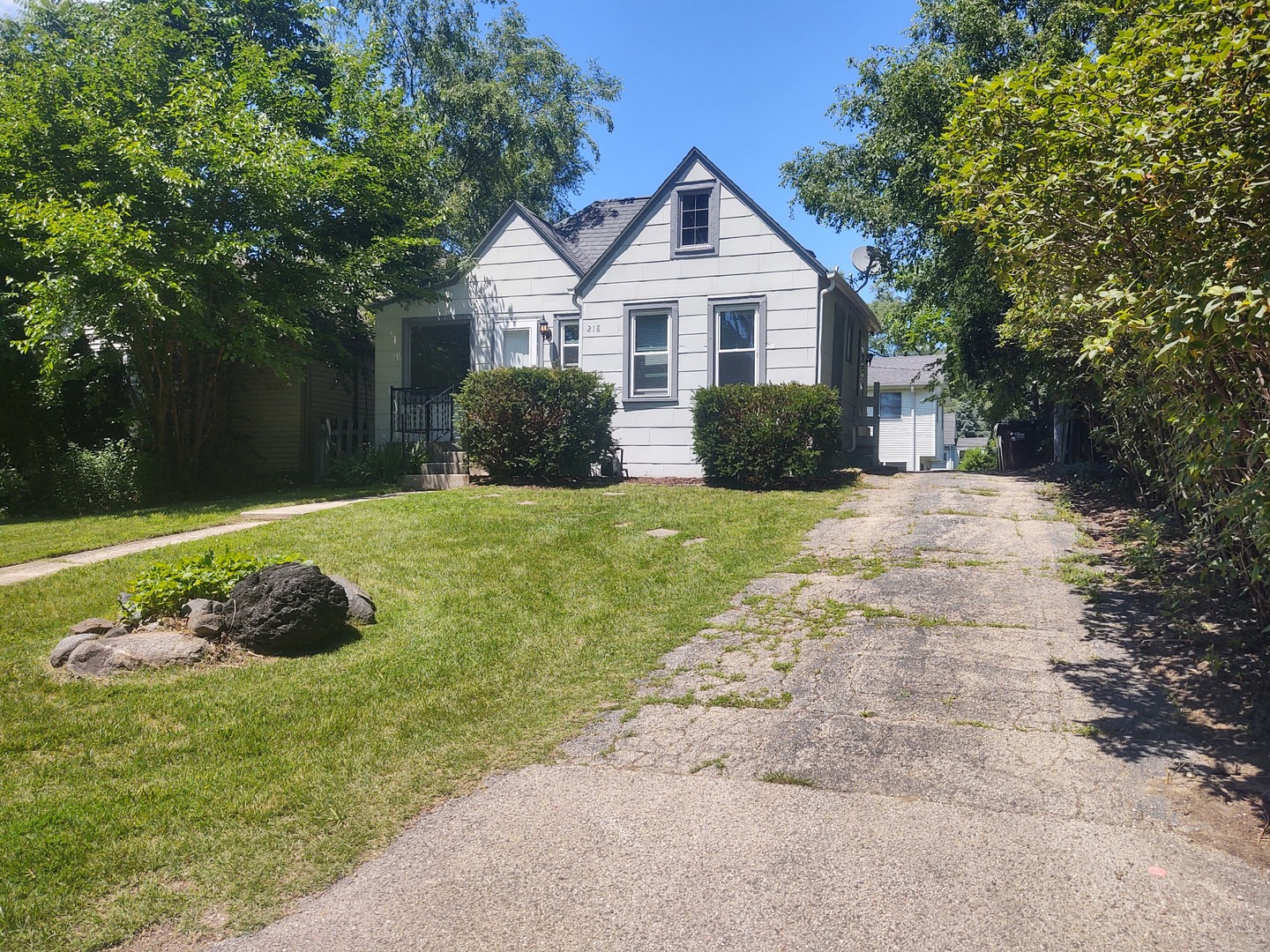 218 Southern Terrace