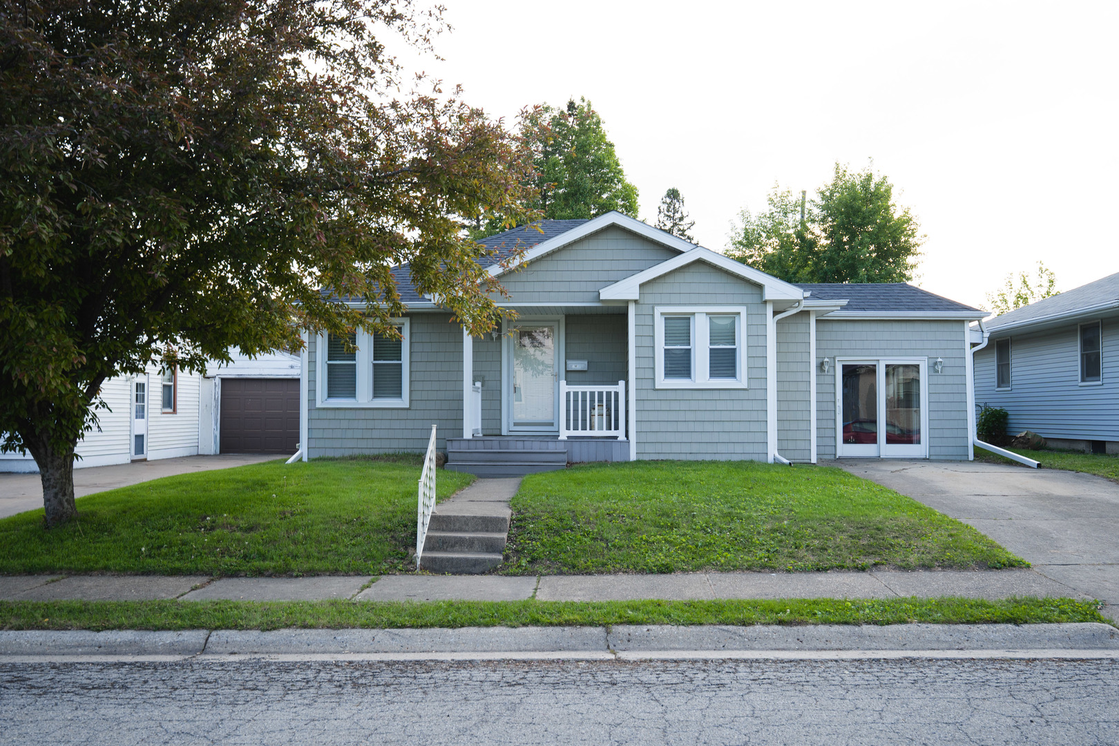 1561 Argyle Road