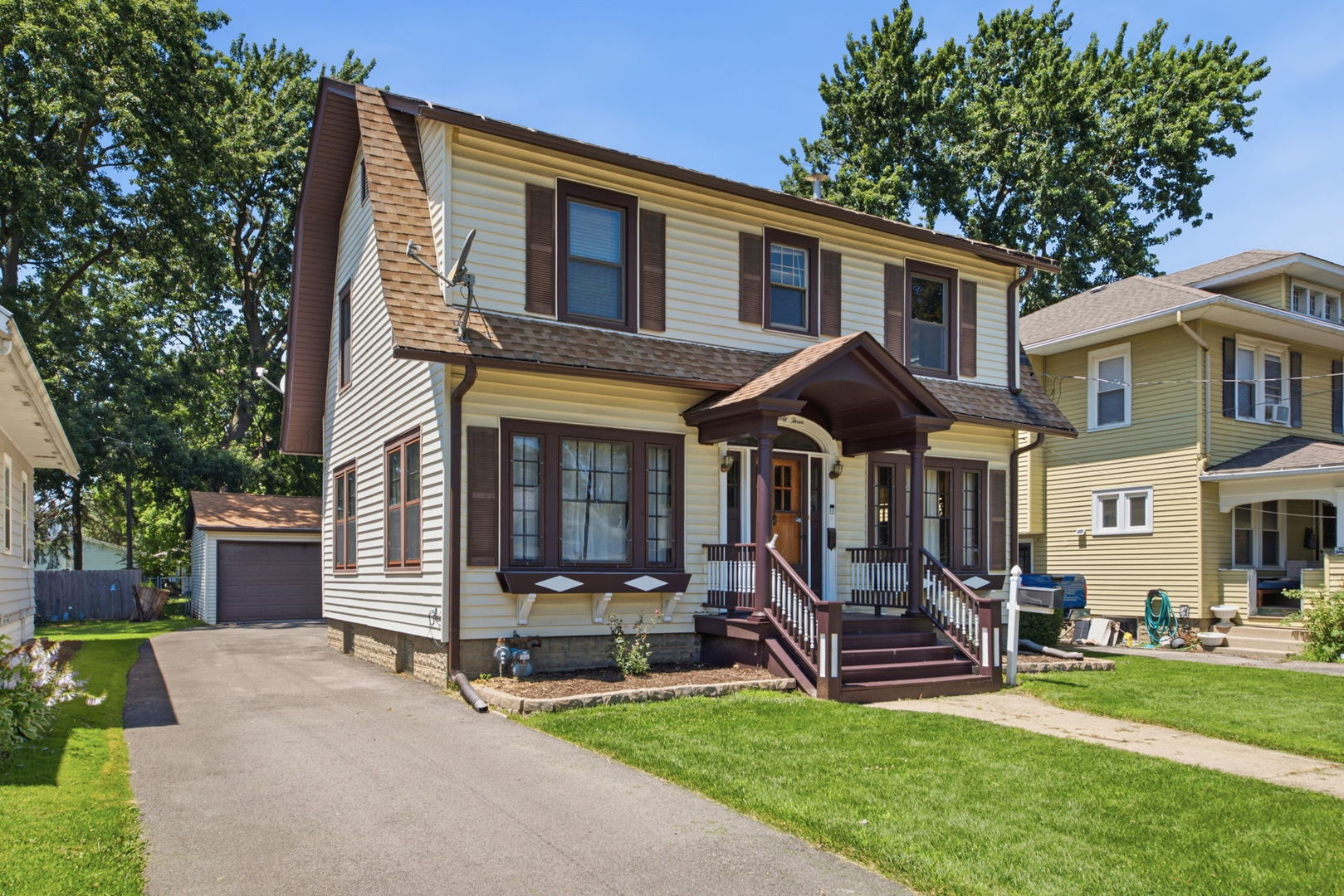 933 Lebanon Street
