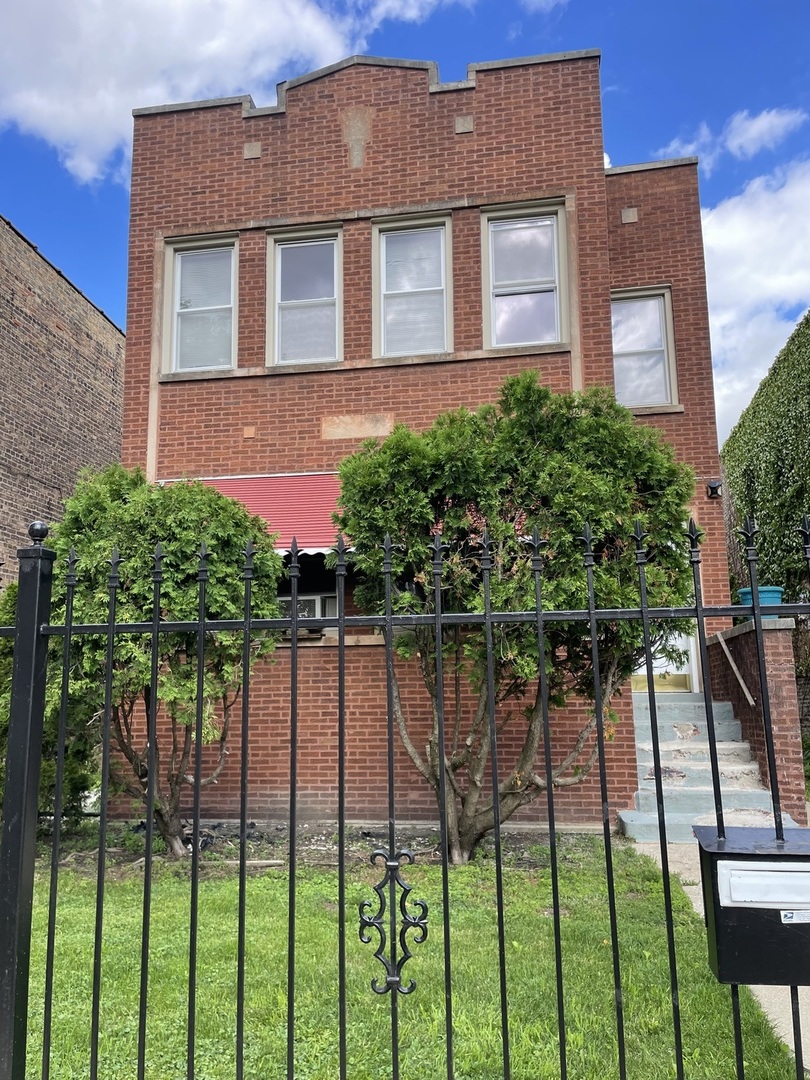 1755 Meade Avenue