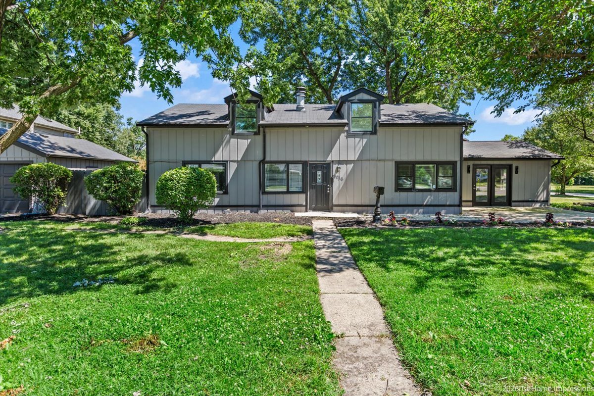 5016 Oak Center Drive
