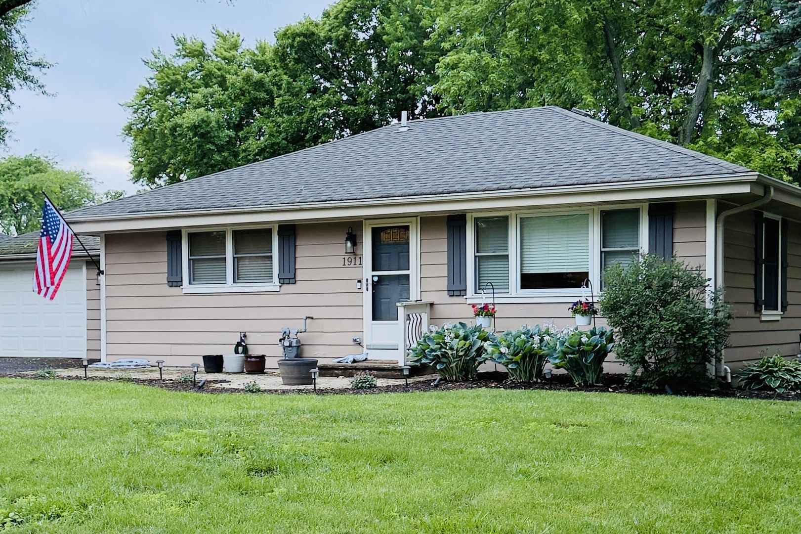 1911 Hazelwood Drive