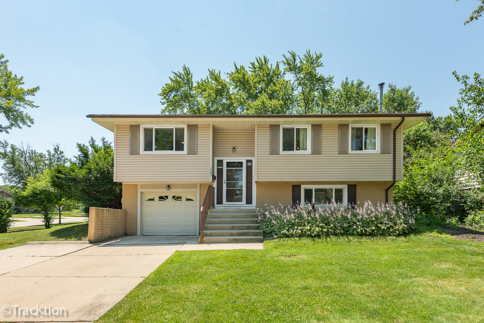 1701 Hartmann Drive