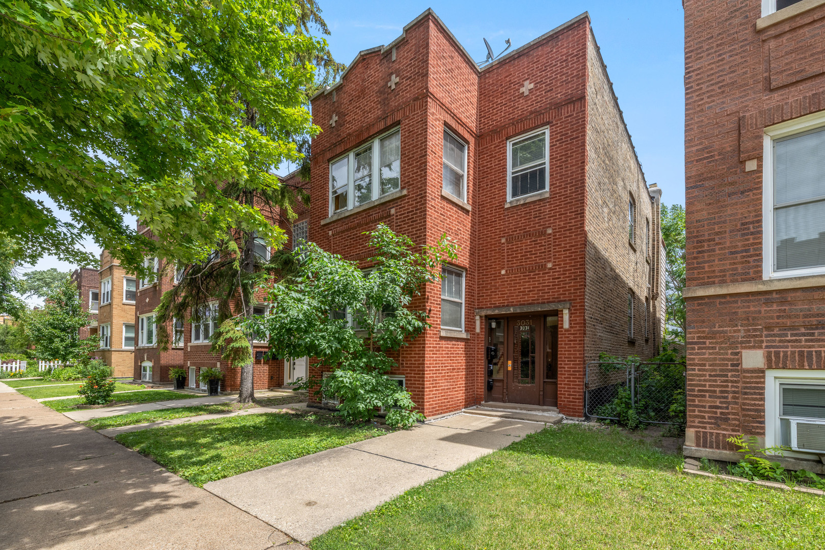 3031 DAVLIN Court