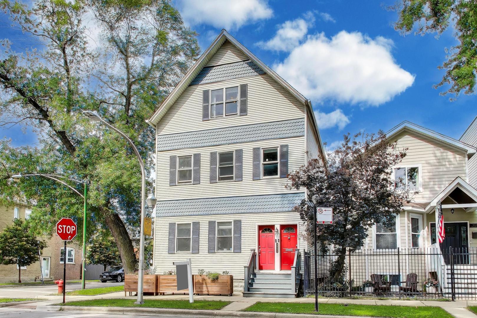 3000 Hoyne Avenue