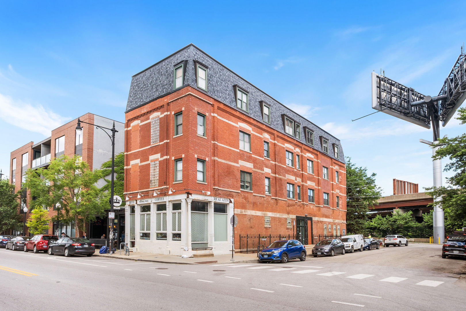2119 Halsted Street