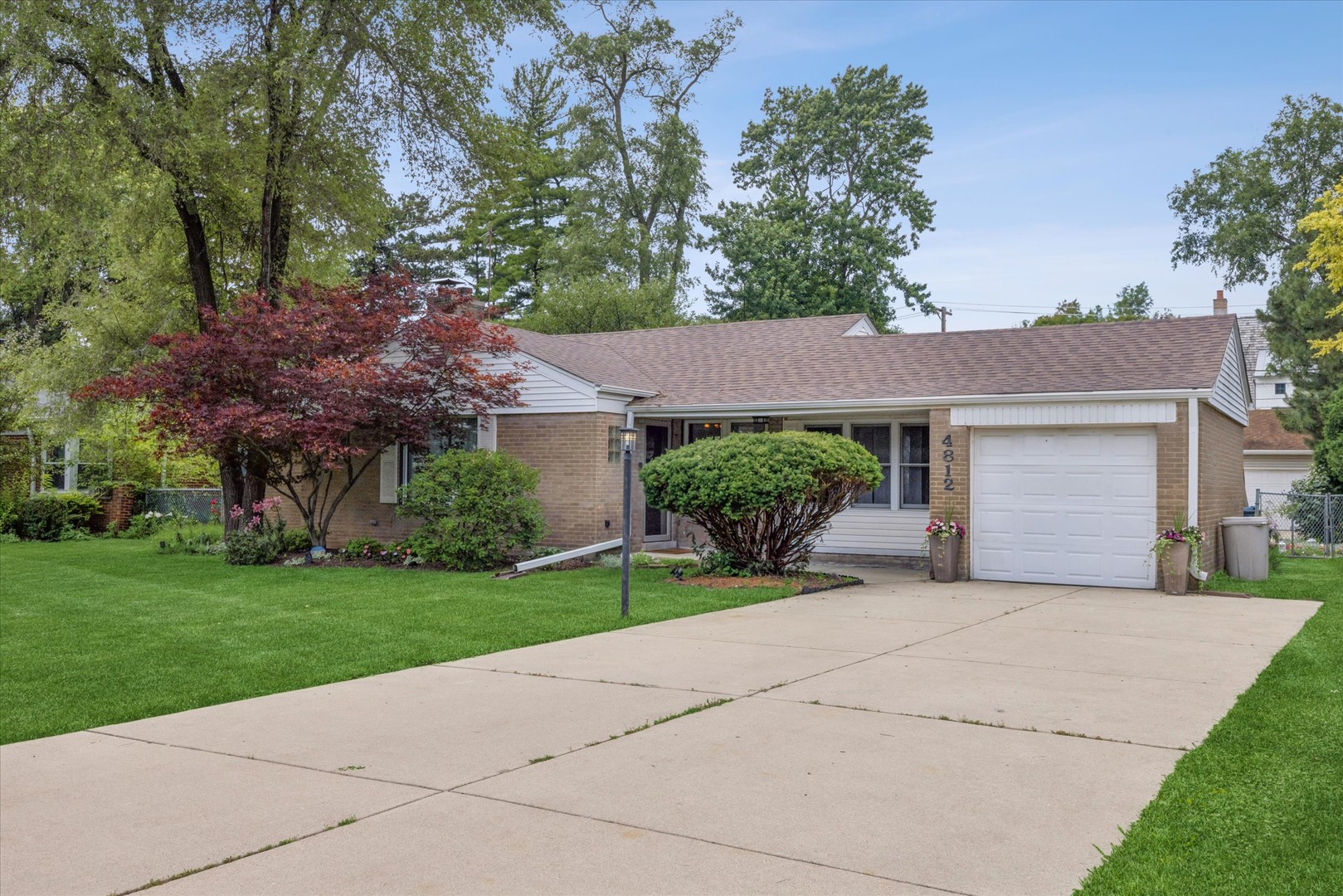 4812 Wolf Road