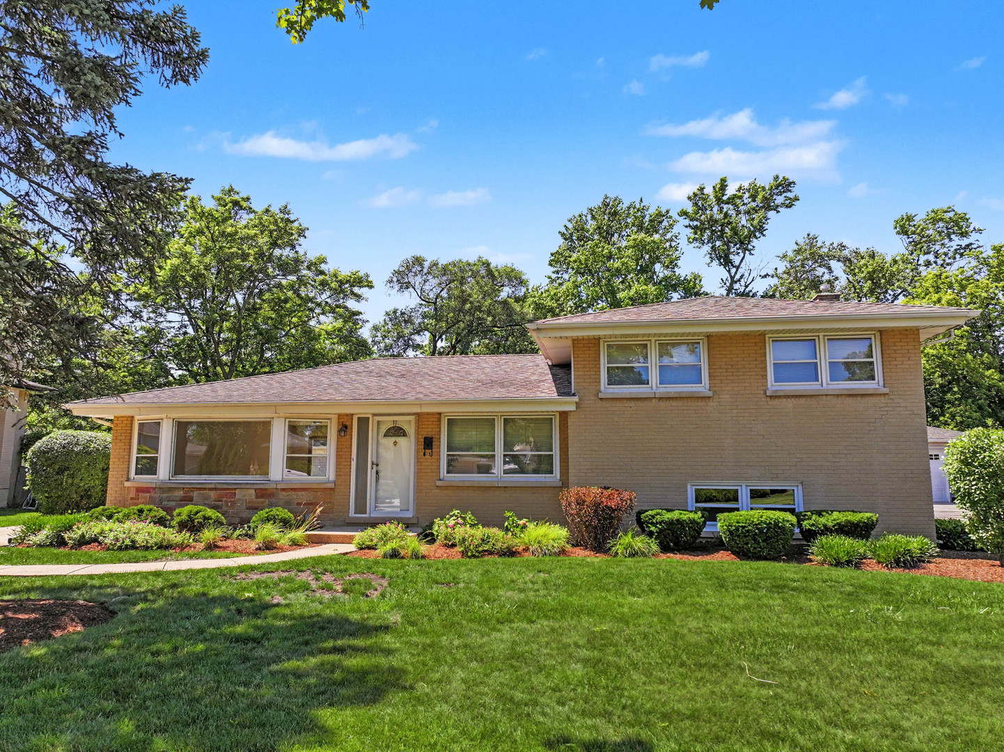 332 Crescent Drive
