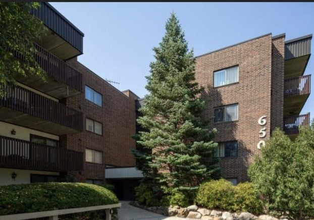 650 Whitney Court