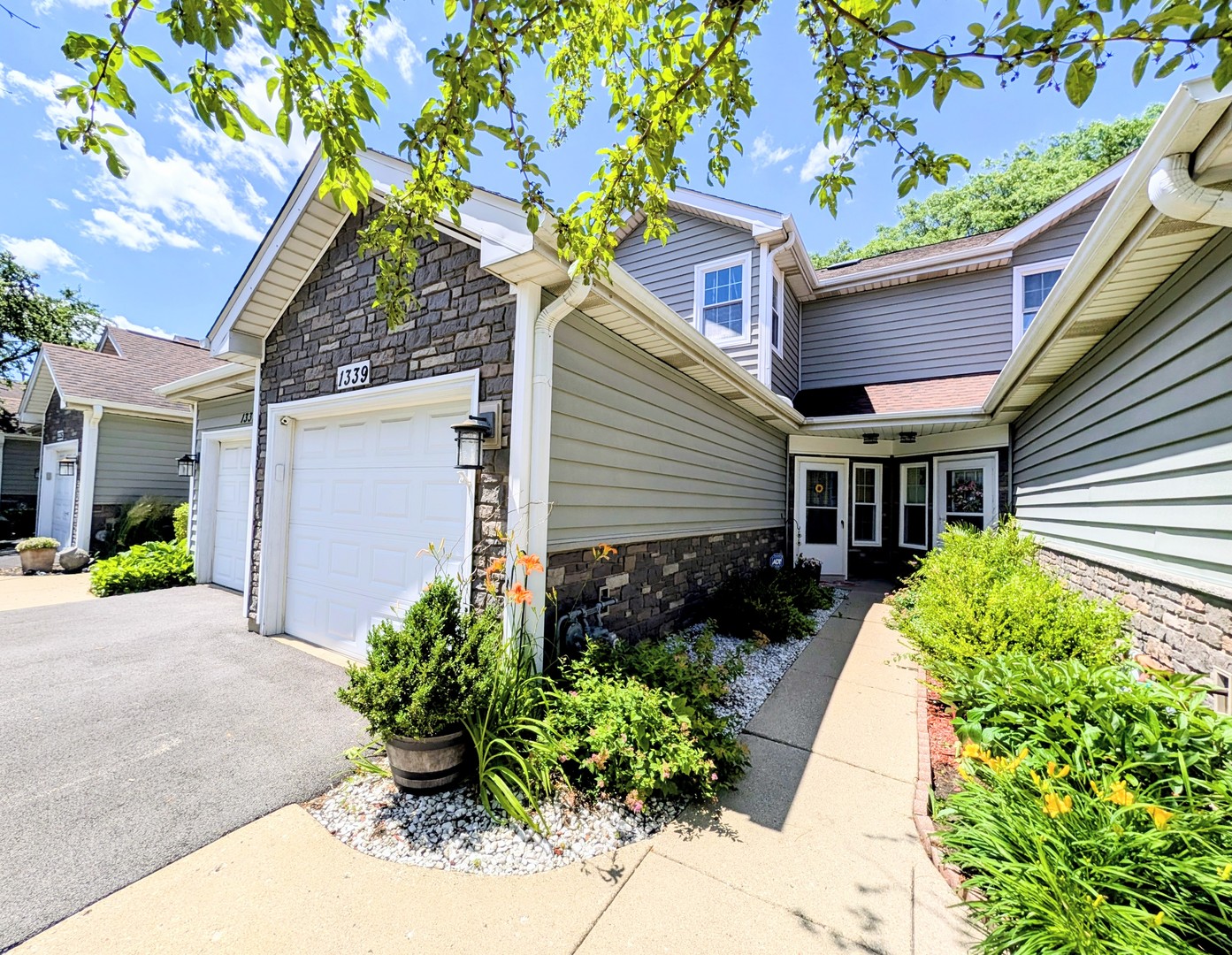 1339 Cranbrook Court