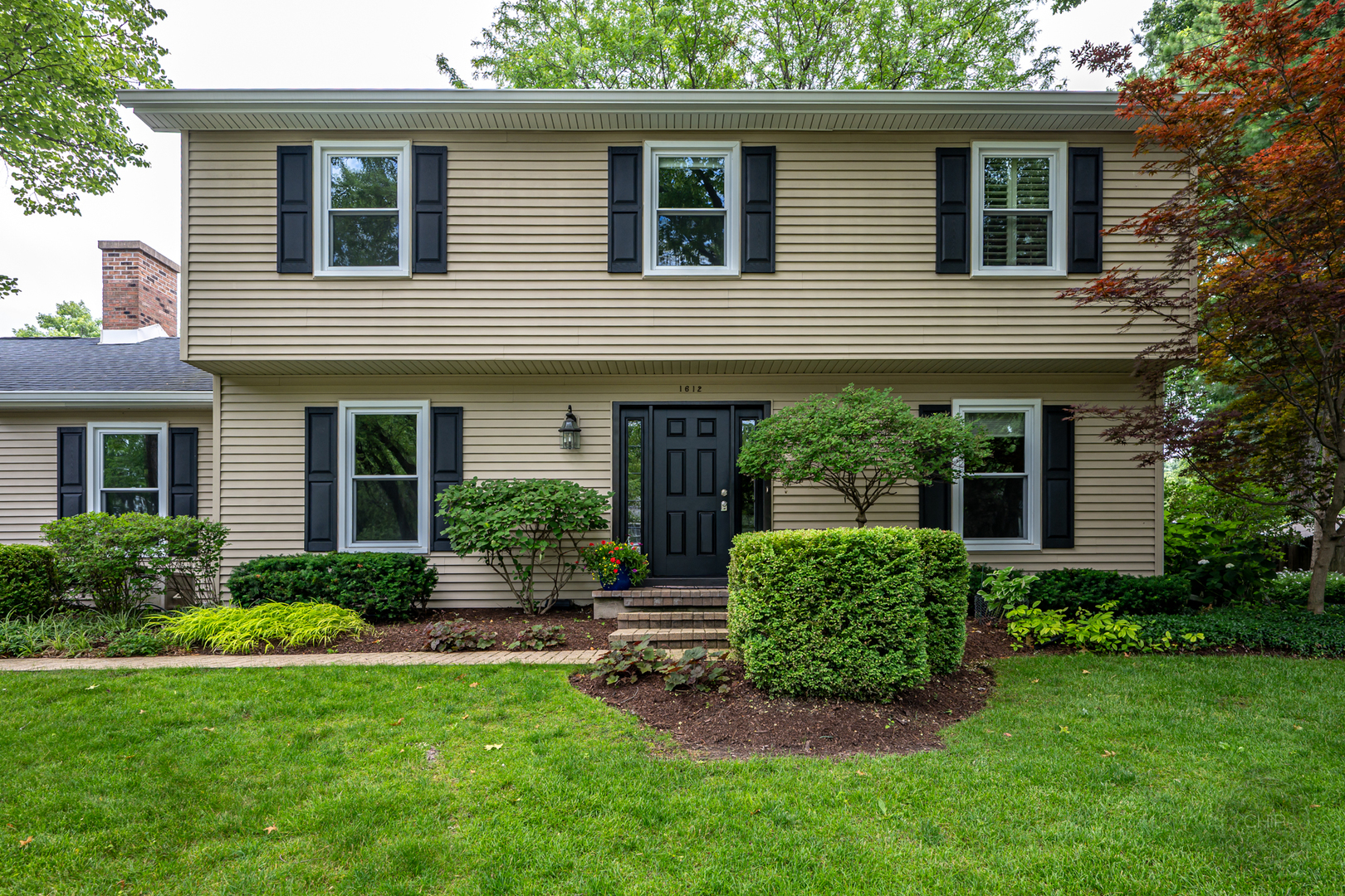 1612 Harris Lane