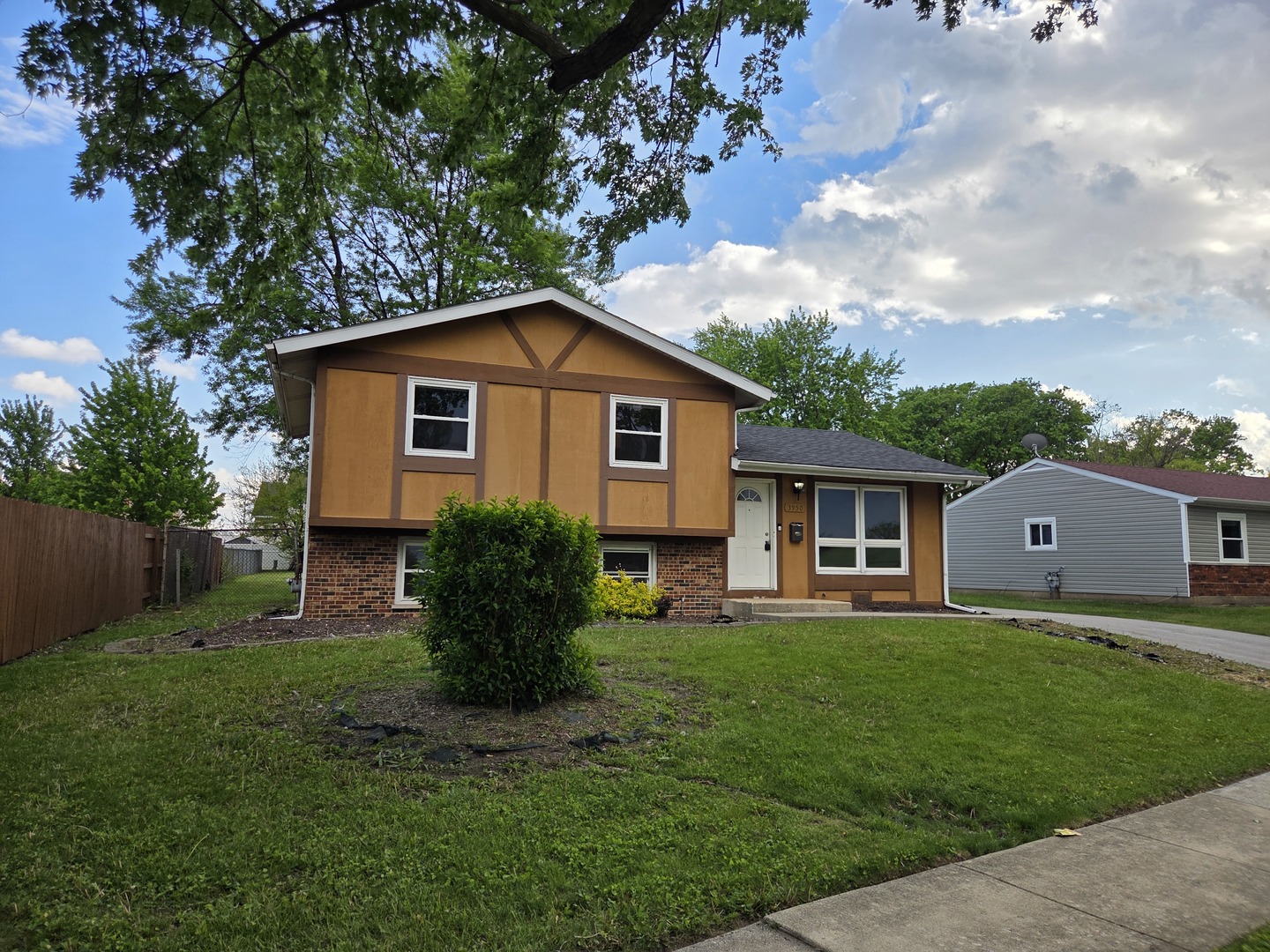 3950 171st Place
