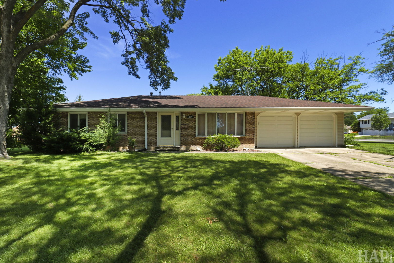 808 Weathersfield Way