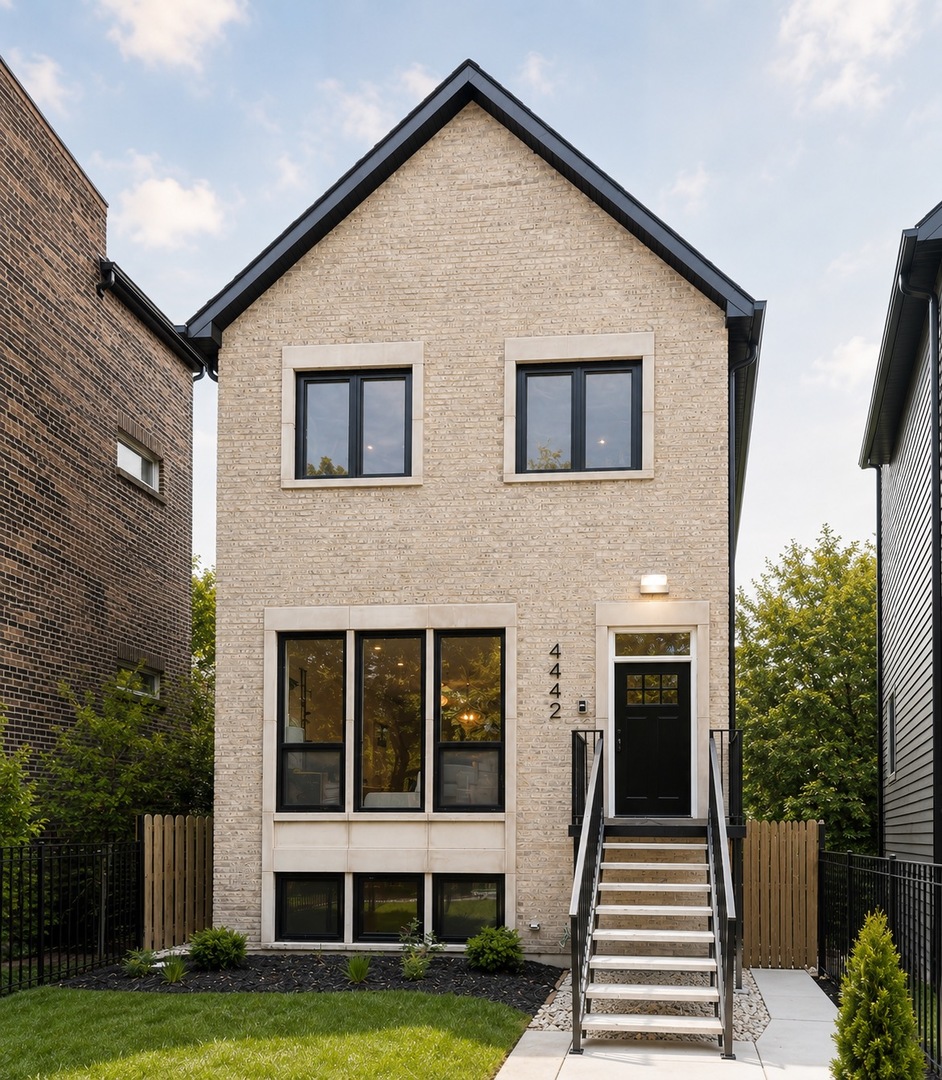 4444 Greenview Avenue