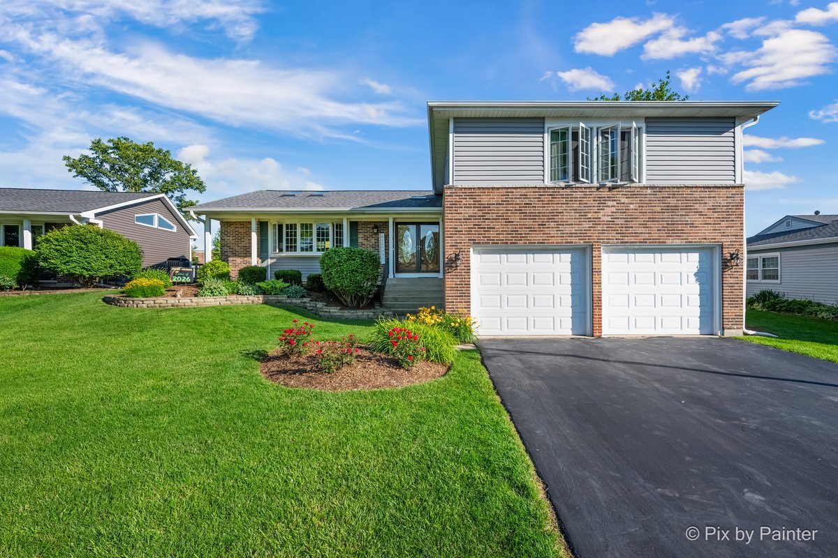 1341 STURBRIDGE Drive