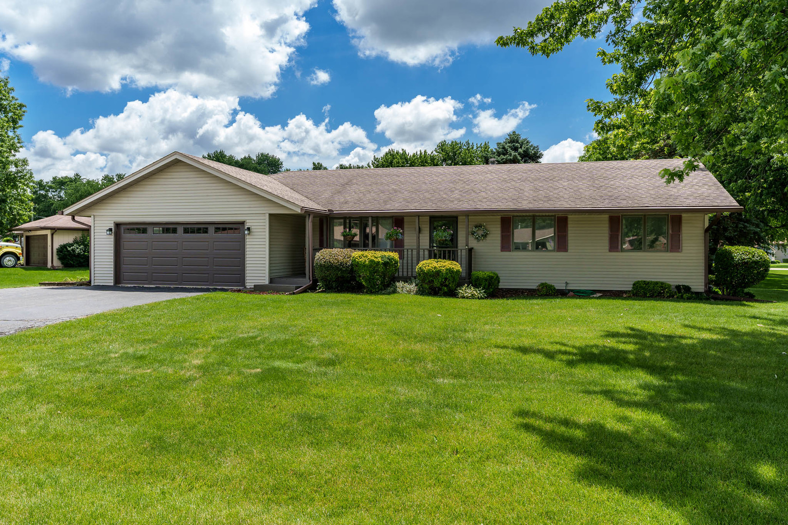 7431 FARVIEW Drive