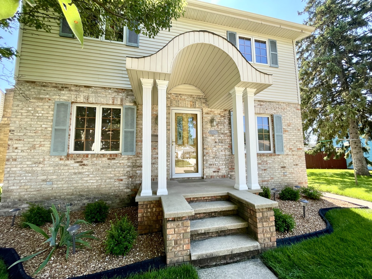 1606 Prospect Avenue