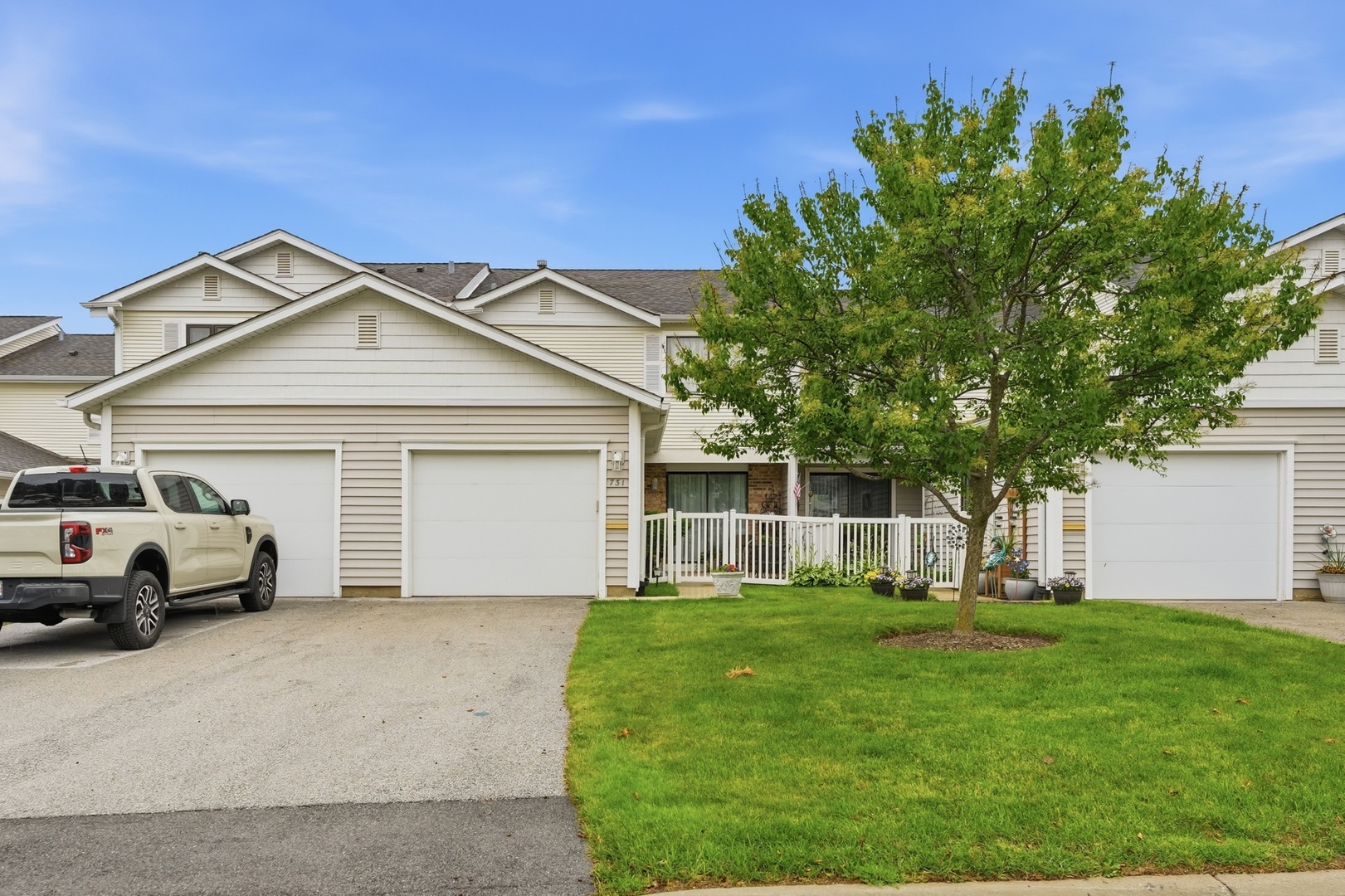 731 Shoreline Circle
