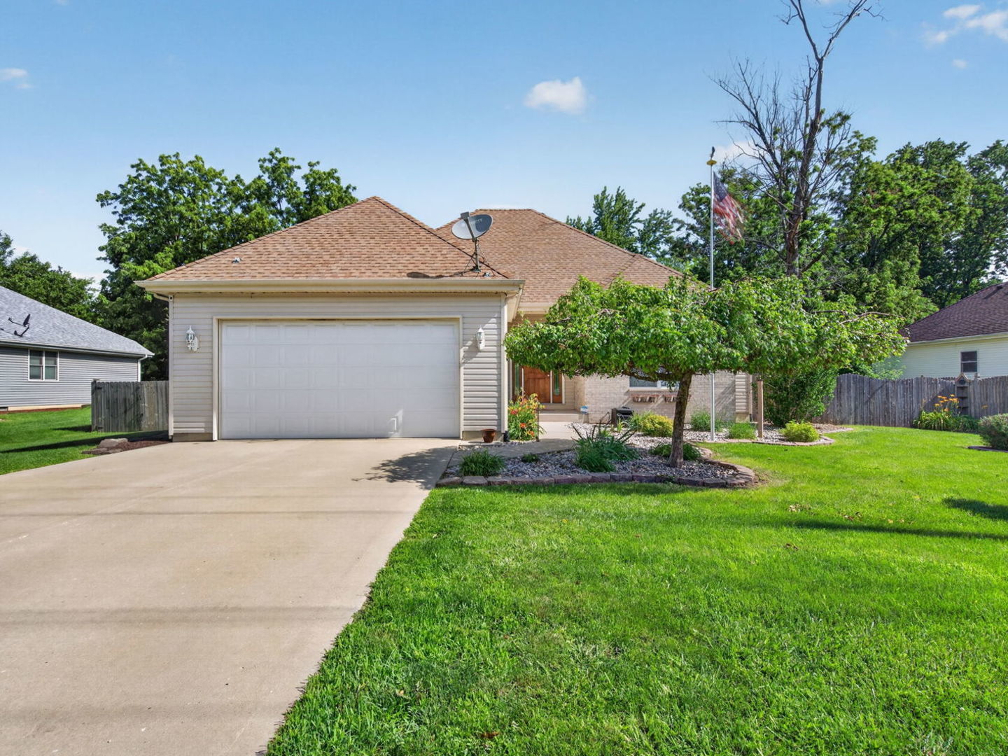 878 Kennedy Road