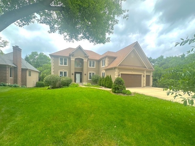 670 Leslie Court