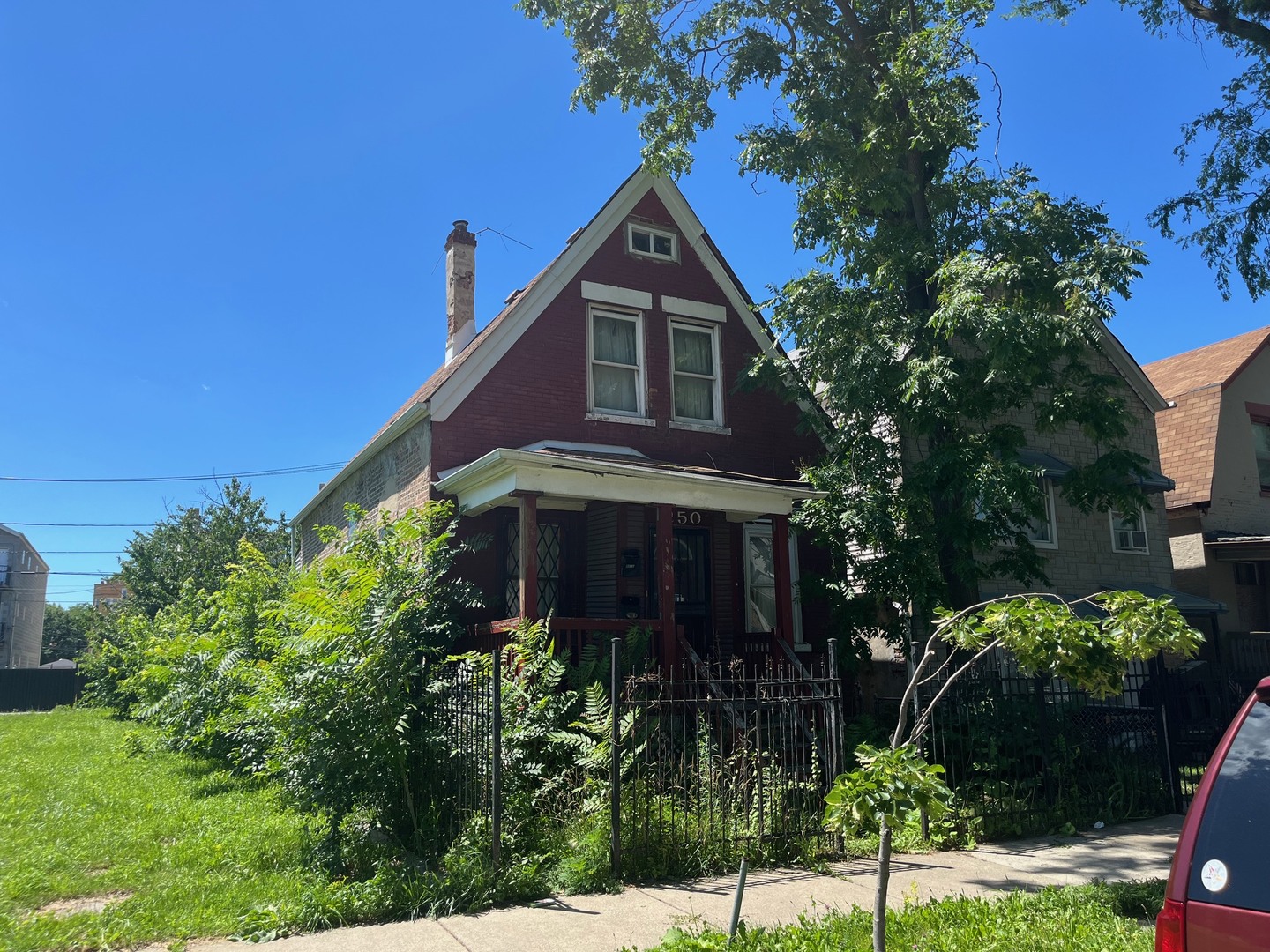 1250 KOMENSKY Avenue