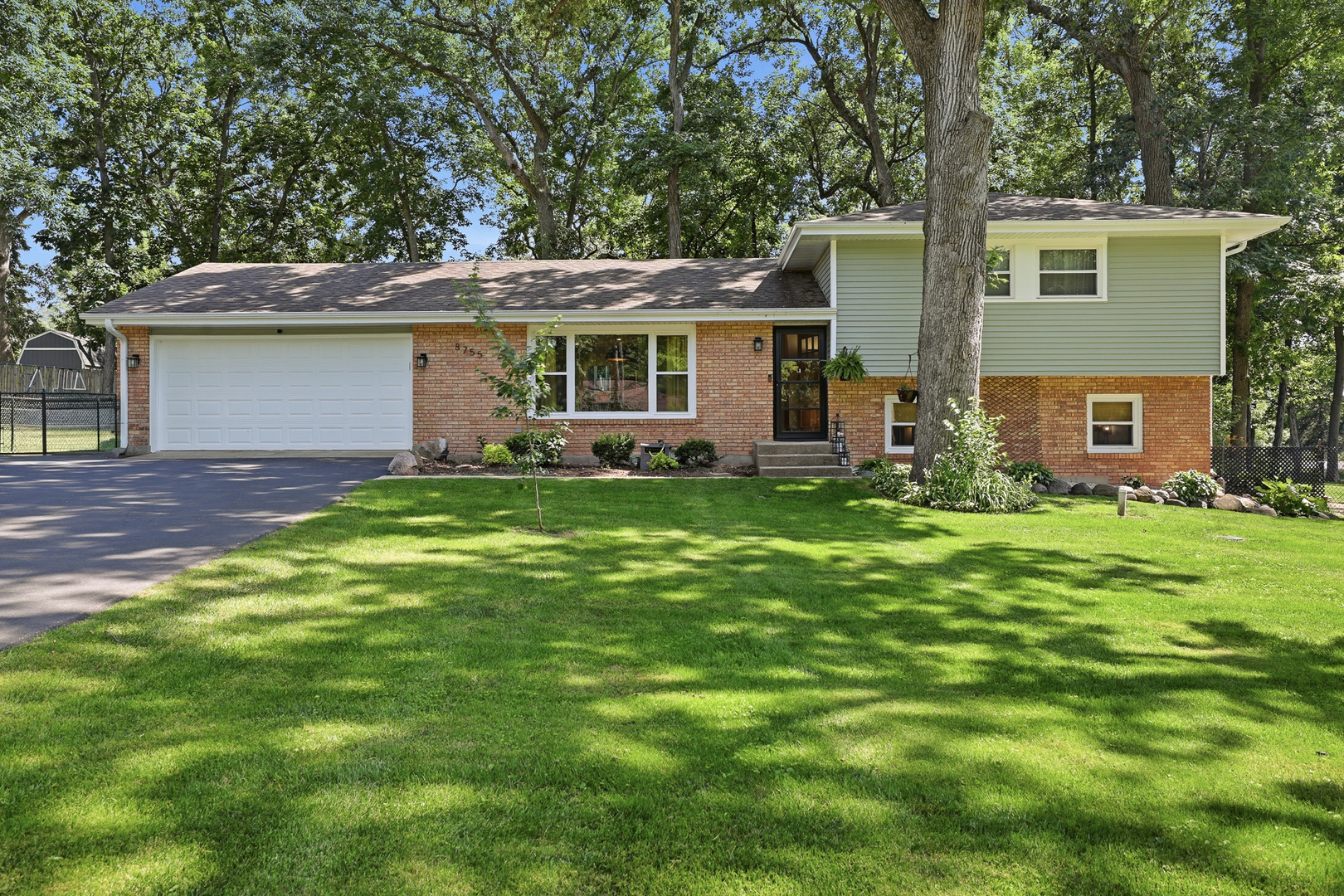 8755 Glacier Drive