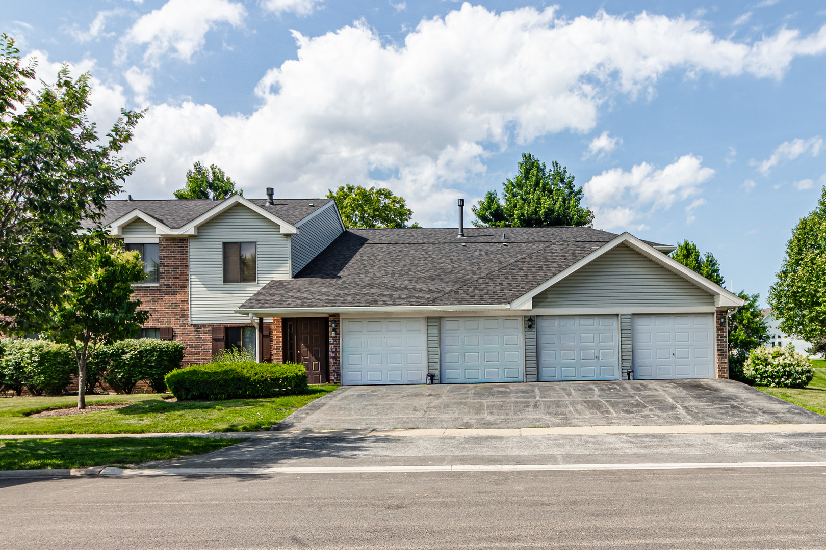 906 Cross Creek Drive