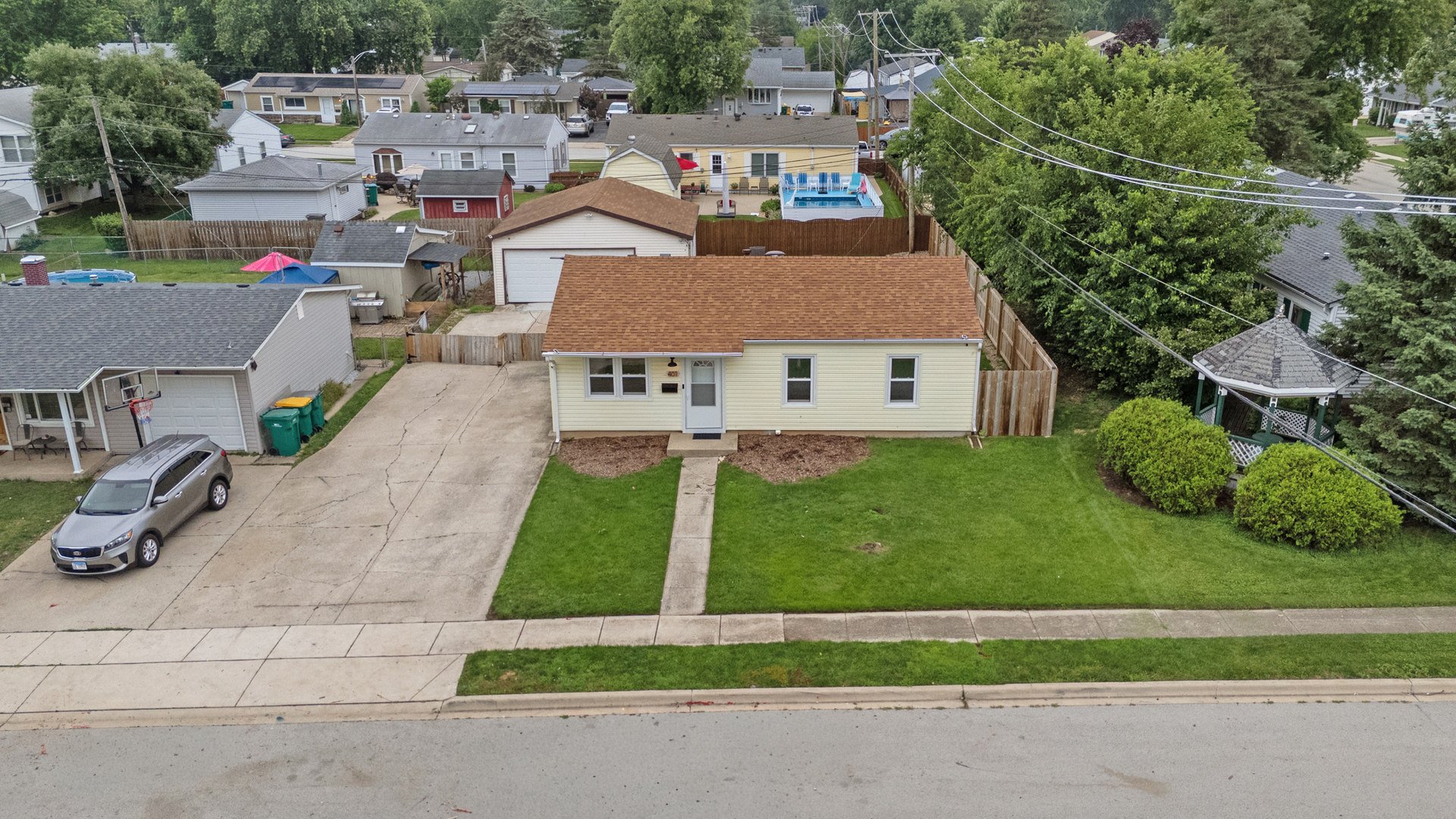 401 Kenyon Avenue