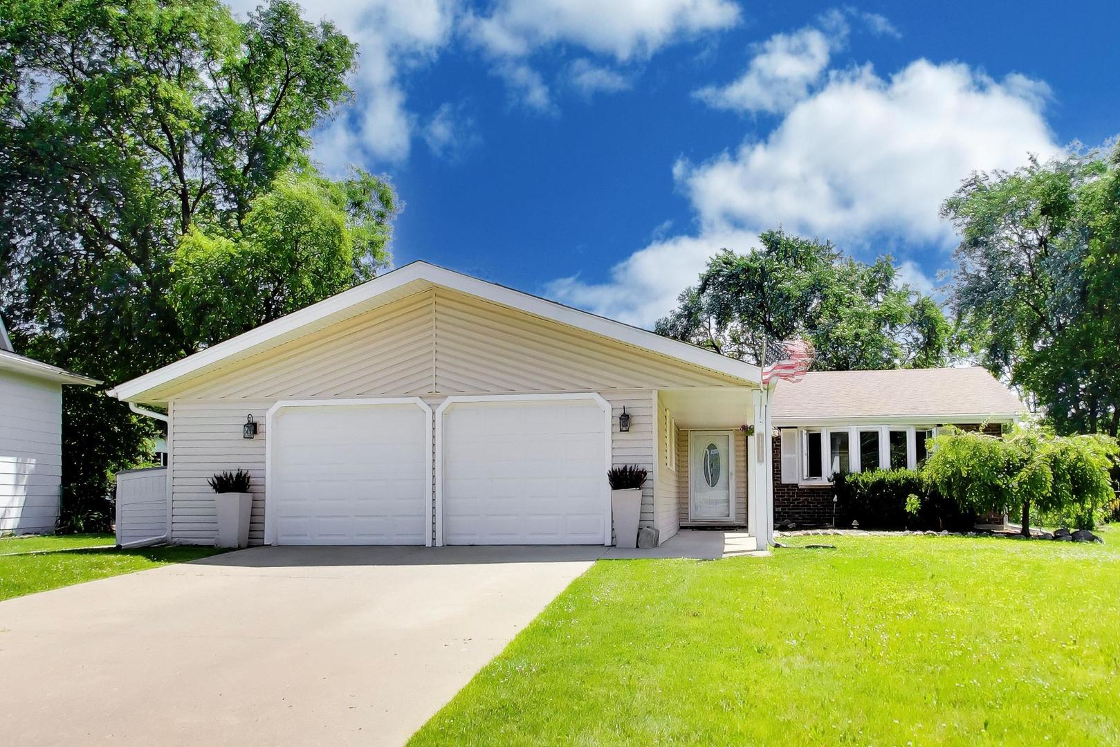 1113 Weathersfield Way