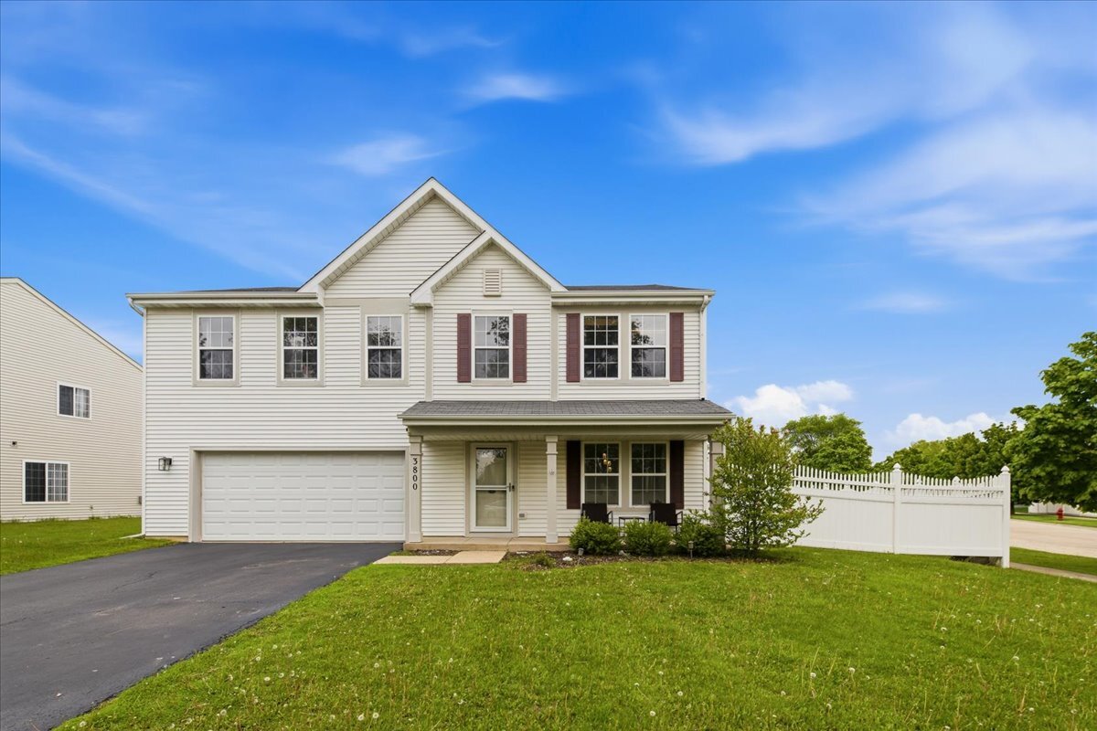 3800 Thoroughbred Lane