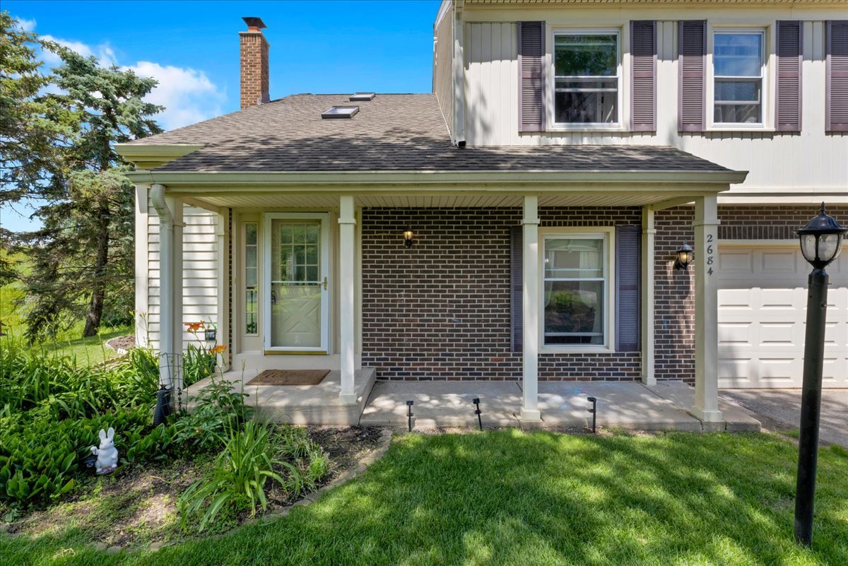 2684 College Hill Circle
