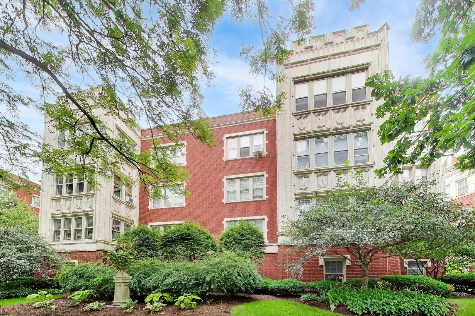 214 Oak Park Avenue