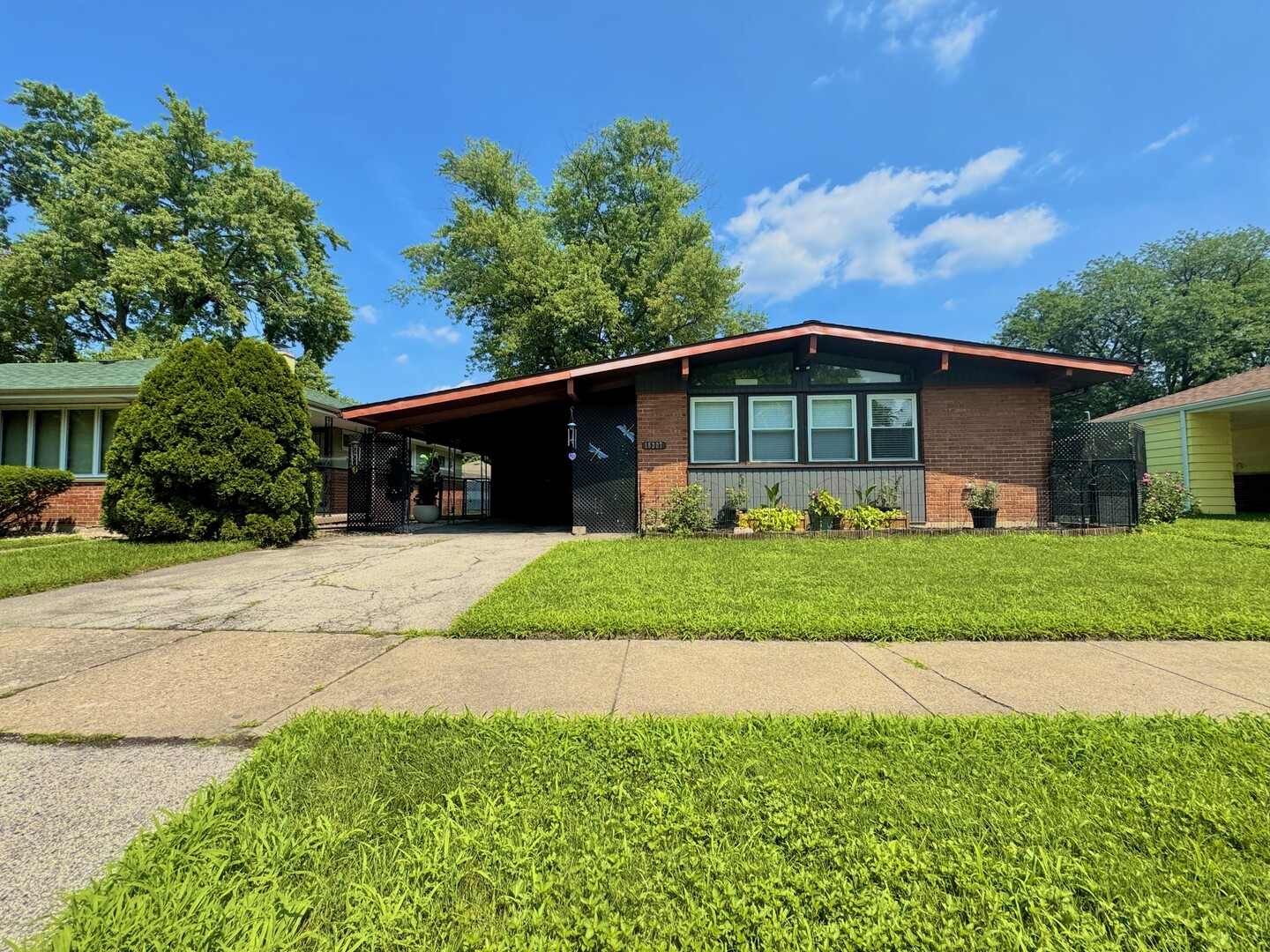 15307 Hastings Drive