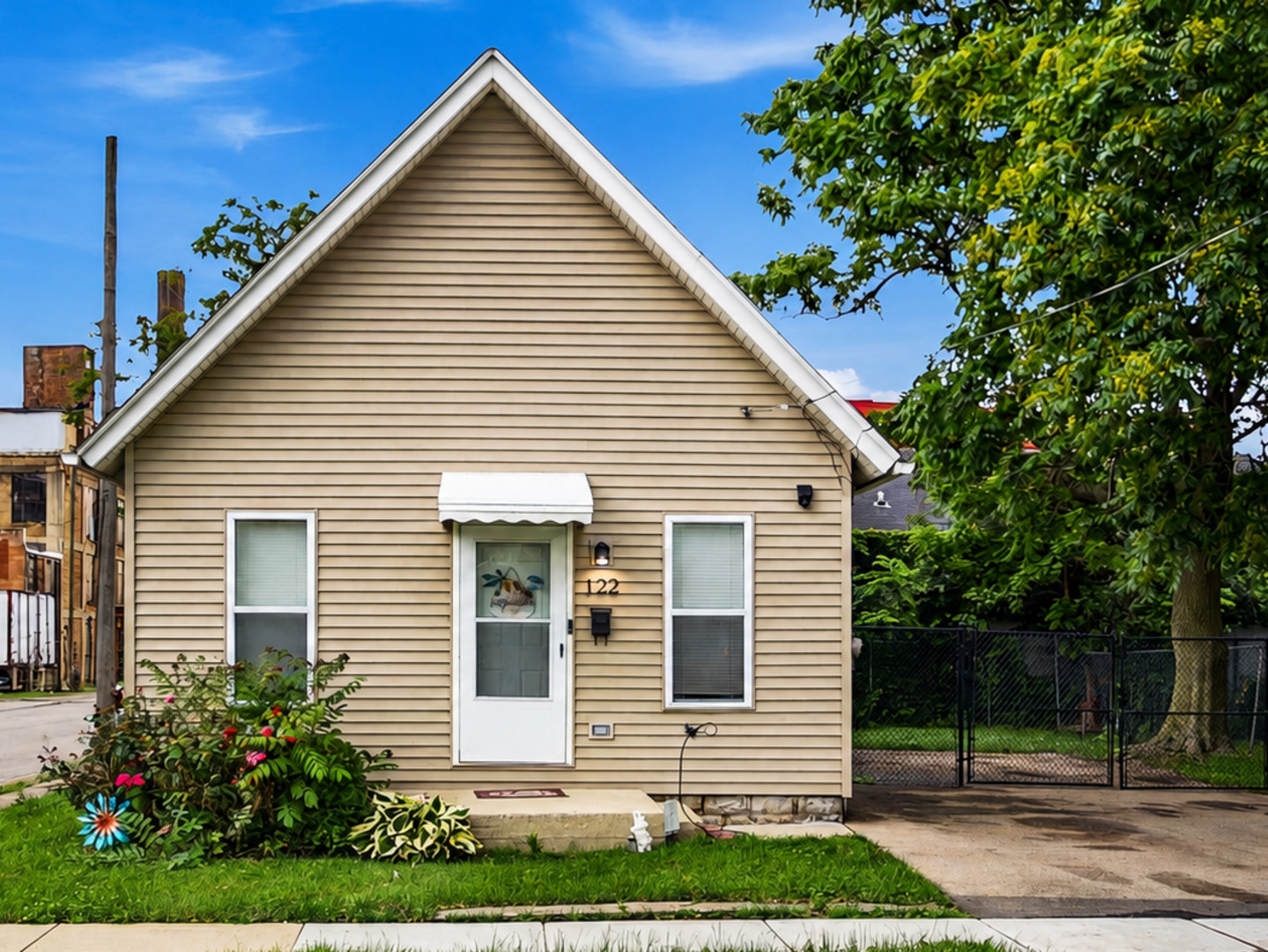 122 Cross Street